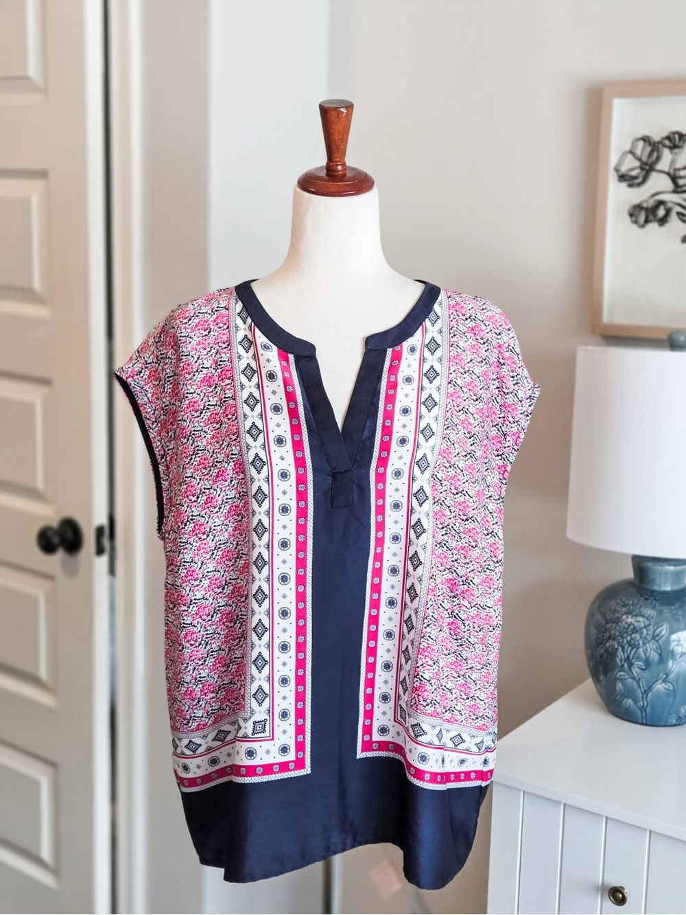 Women's Printed Split-Neck Blouse - Pink & Navy